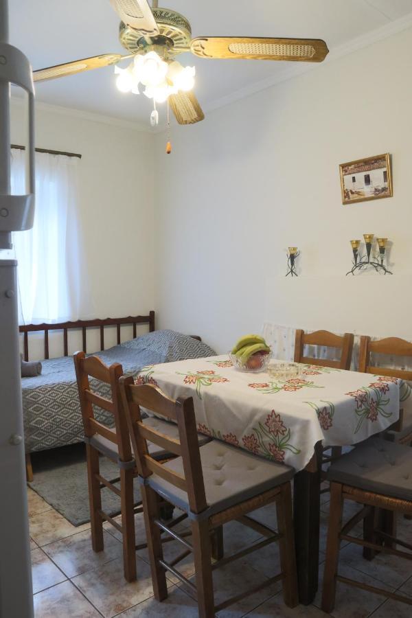 House Of Monachogios, Agios Fokas, Monemvassia Lejlighed Monemvasía Eksteriør billede